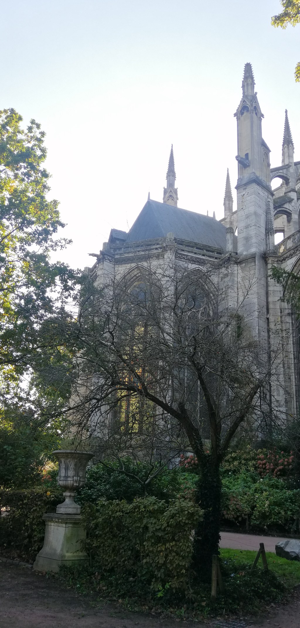 Le parc de l&rsquo;abbatiale Saint-Ouen à&nbsp;Rouen